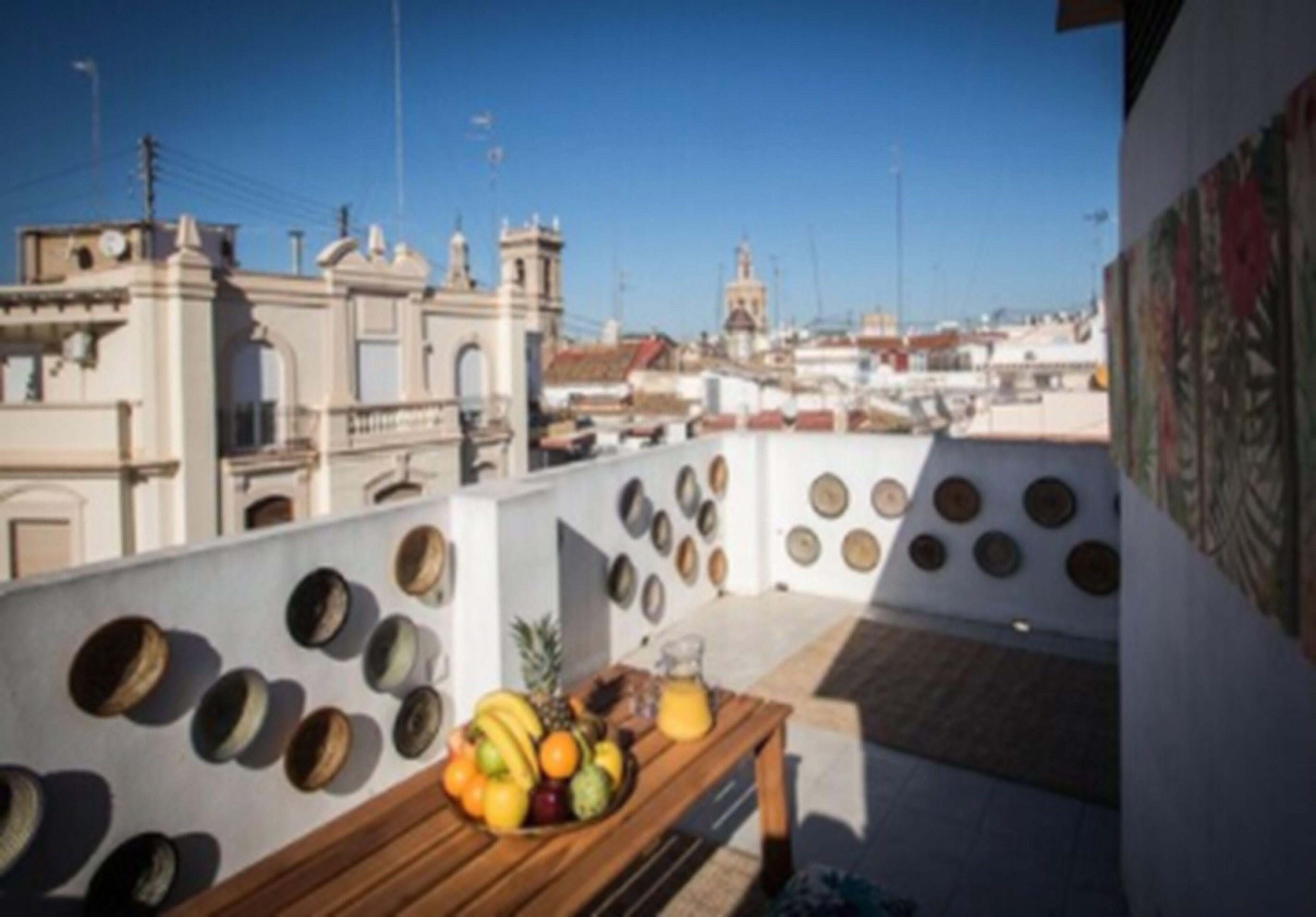 Cosy Rooms Embajador — Photos 3